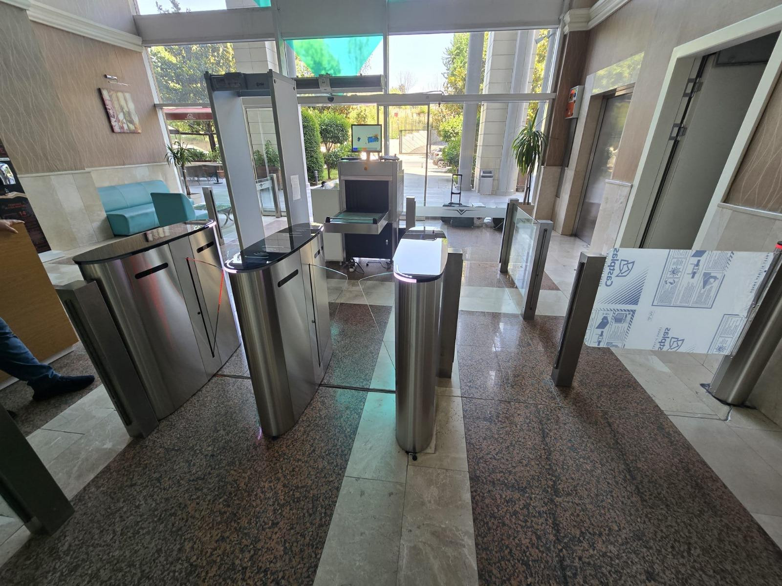 T300 HG 20 Hızlı Geçiş Turnikesi Montaj 6