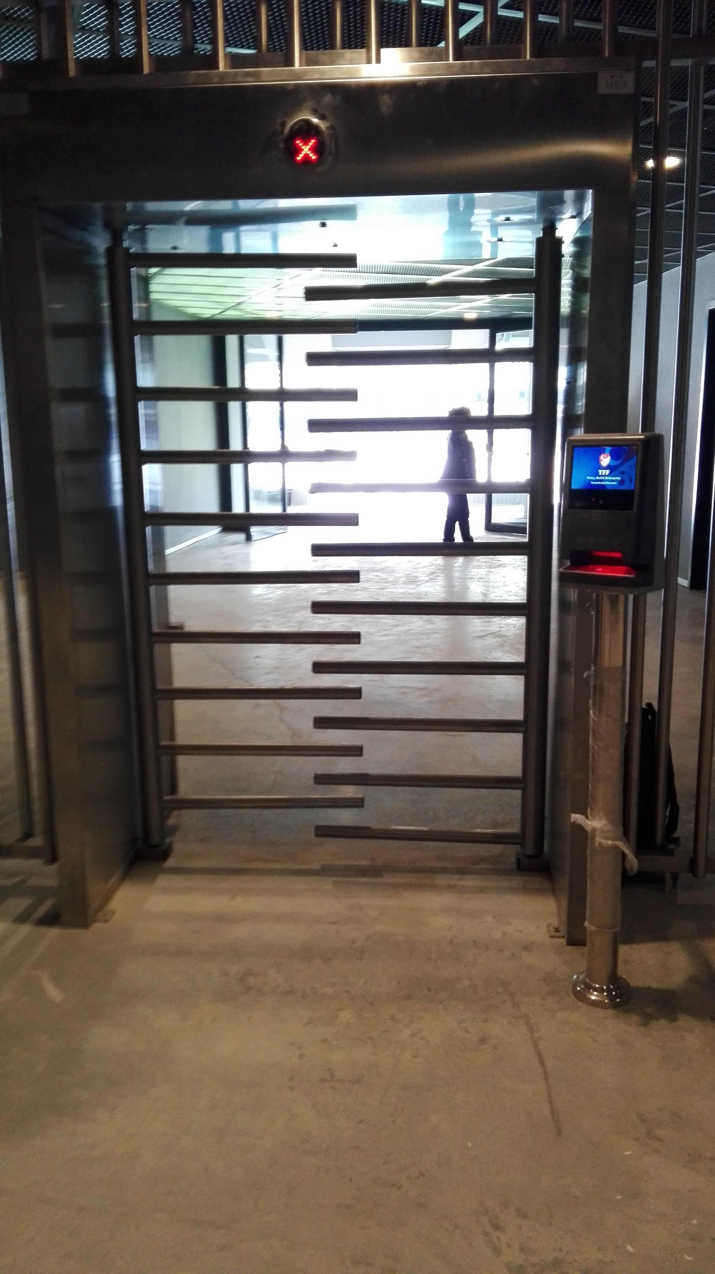 LTF 413SG Boy Turnike Montaj Görüntüleri