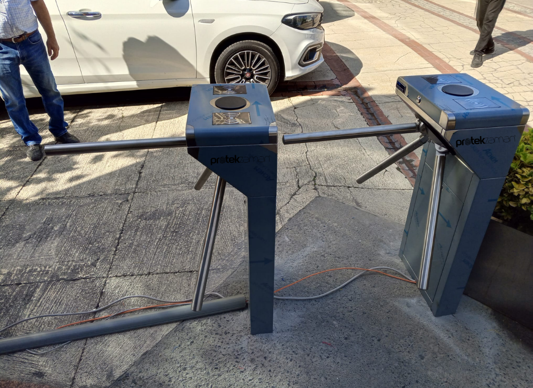 Düşen Kollu Turnike Tripod PRO-1000 Montaj Görüntüleri