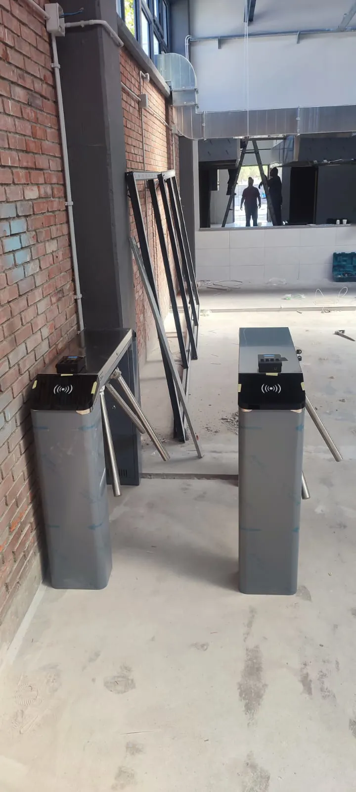 tripod-turnike-pro2000